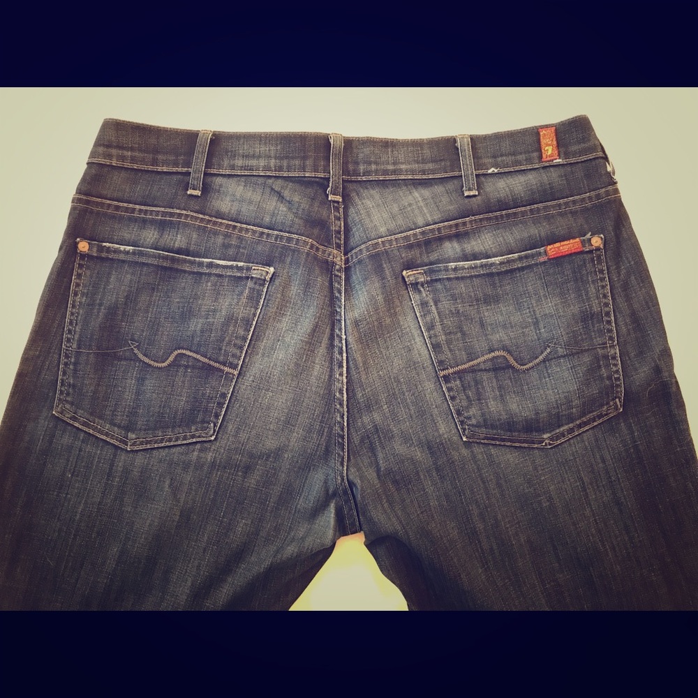 Jeans - Picture 1 of 3